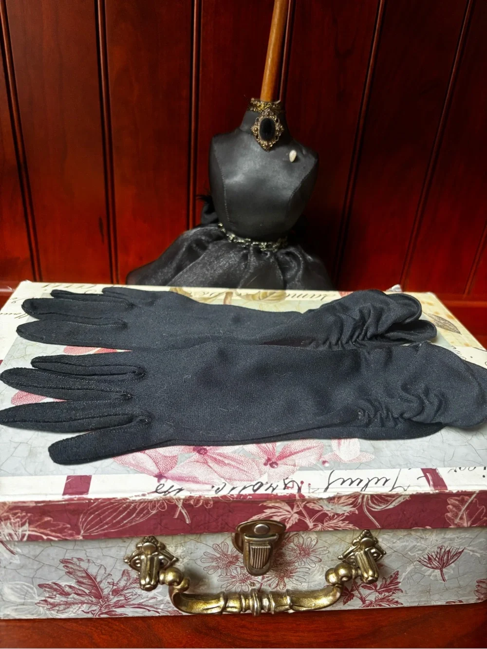 Vintage Black Nylon Gloves: Fownes Embraceable, Size 6-7.5